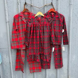 Plaid Family Pyjamas Set, kids 10/12 & 14/16 and Women’s M